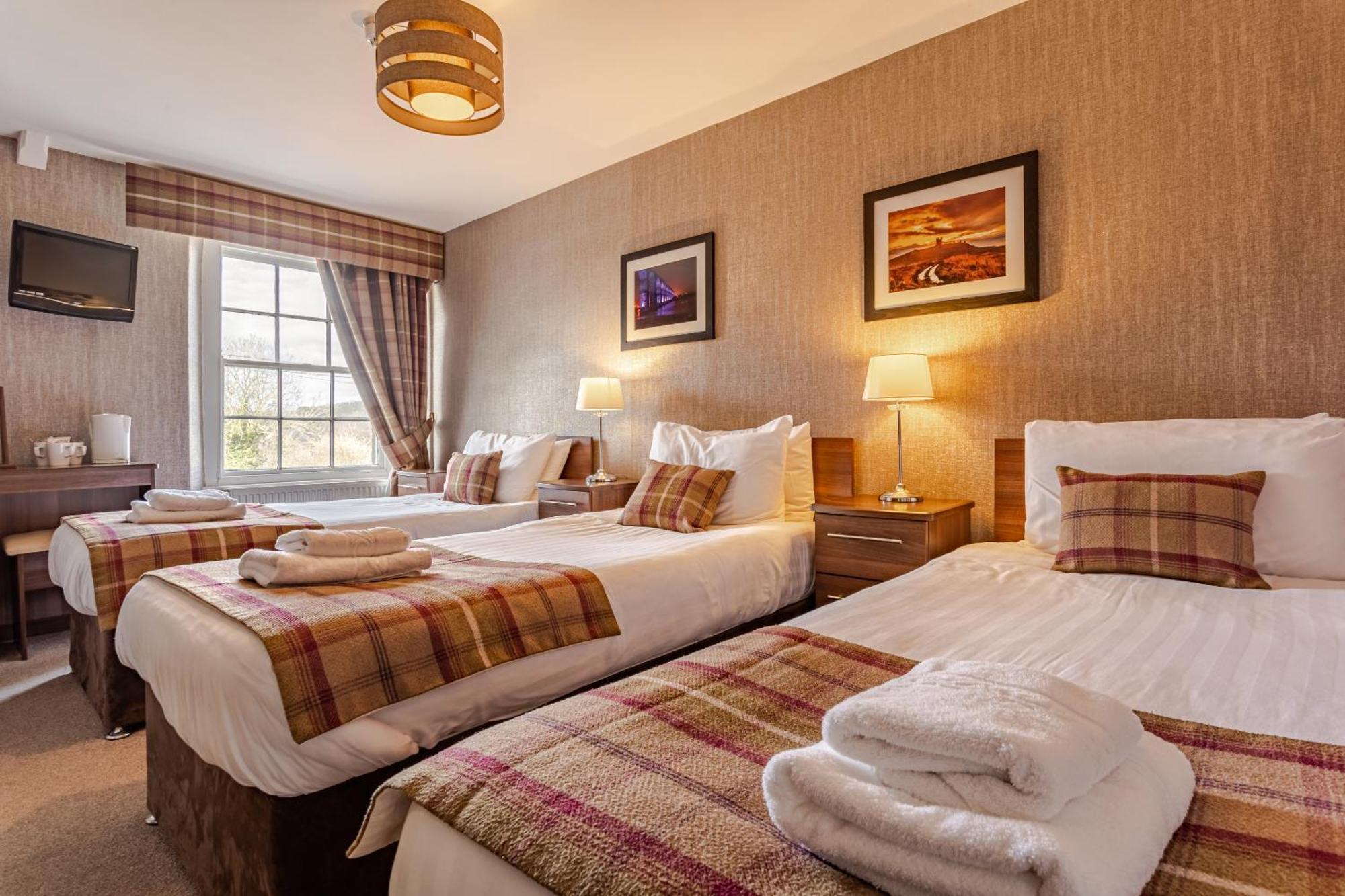 The Sun Hotel Warkworth Rum bild