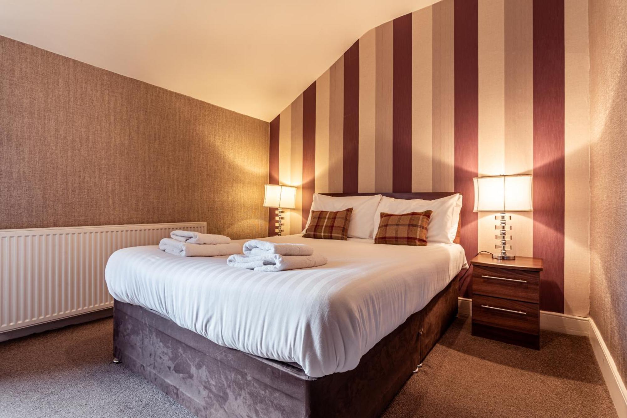 The Sun Hotel Warkworth Rum bild