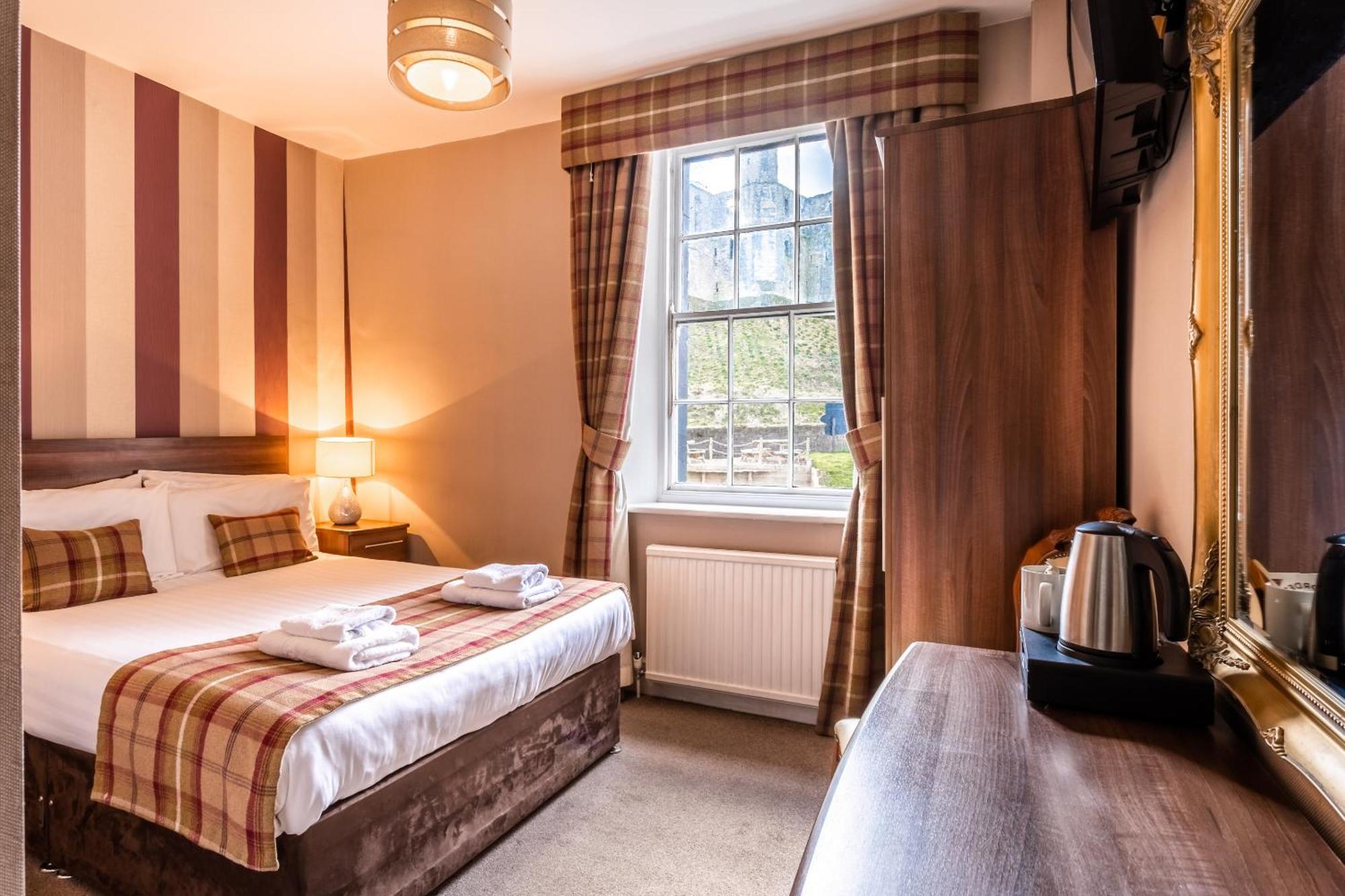 The Sun Hotel Warkworth Rum bild