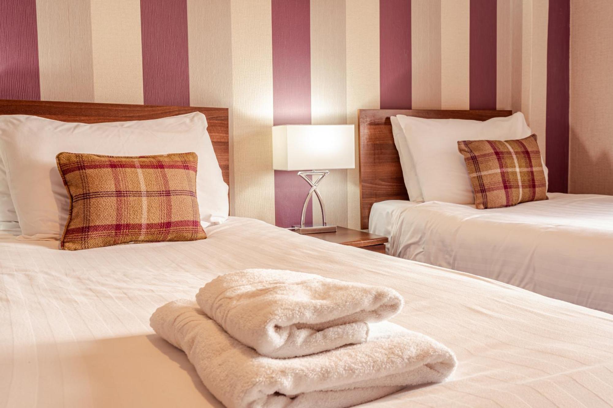 The Sun Hotel Warkworth Rum bild